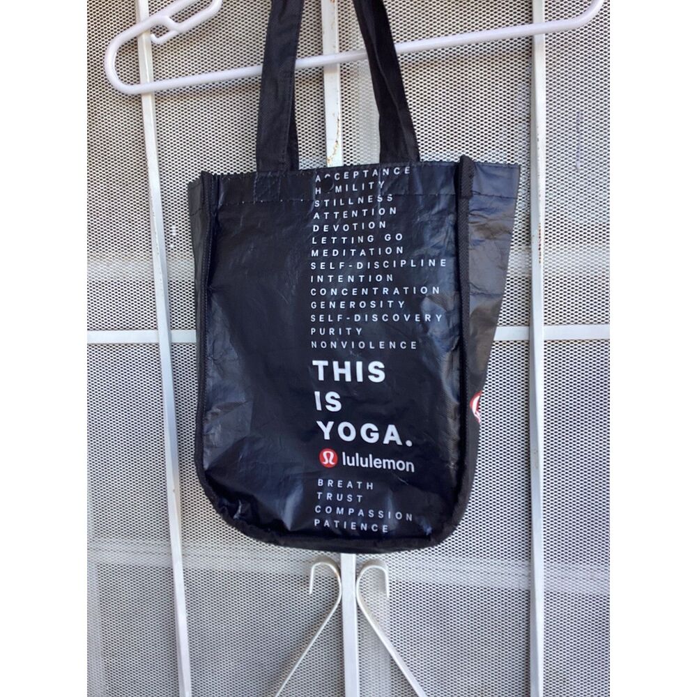 Lot of 8 Genuine Lululemon Tote Bags Various Sizes Reusable Shoppers Lululemon